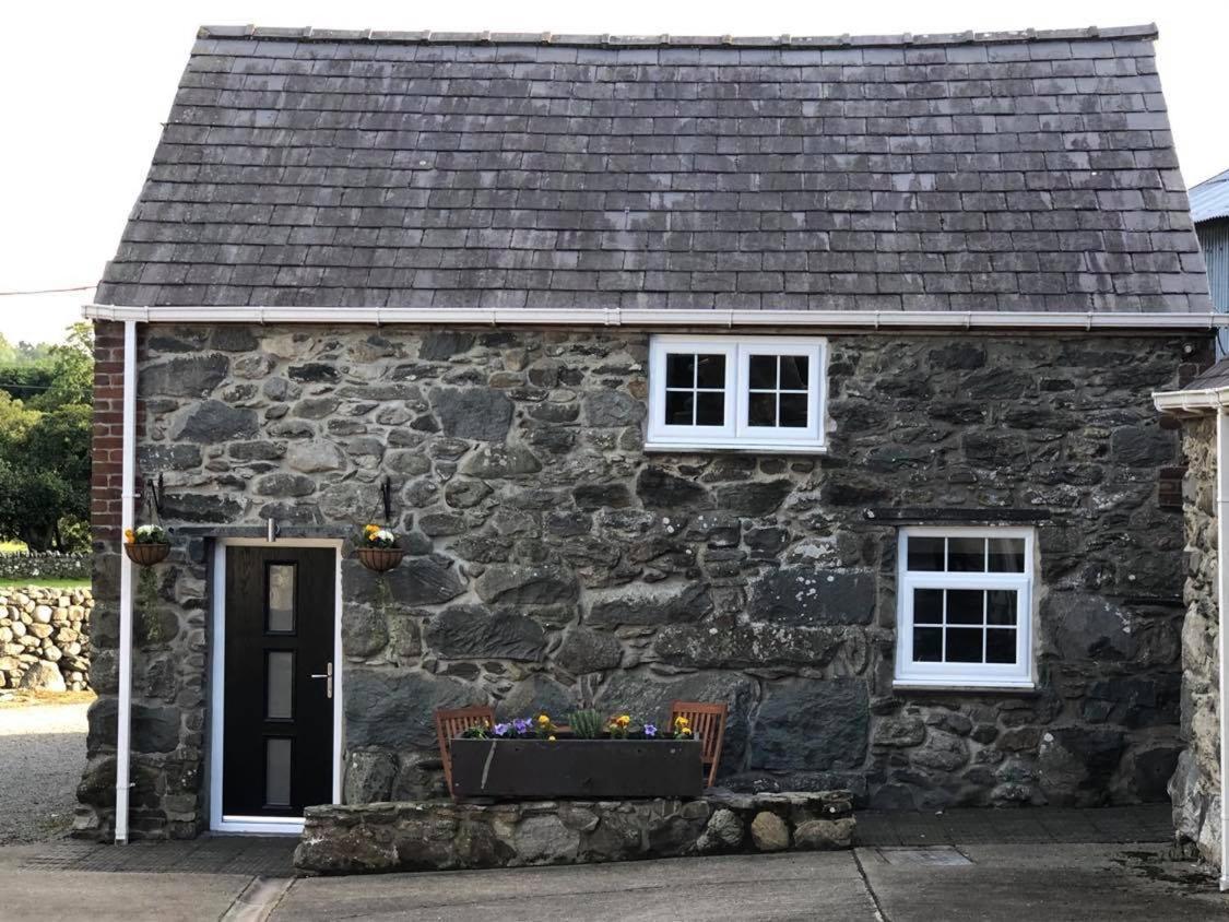 The Grooms Cottage Llanrug Exterior photo